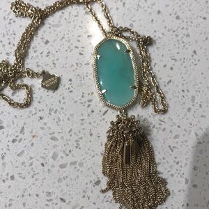Kendra Scott necklace